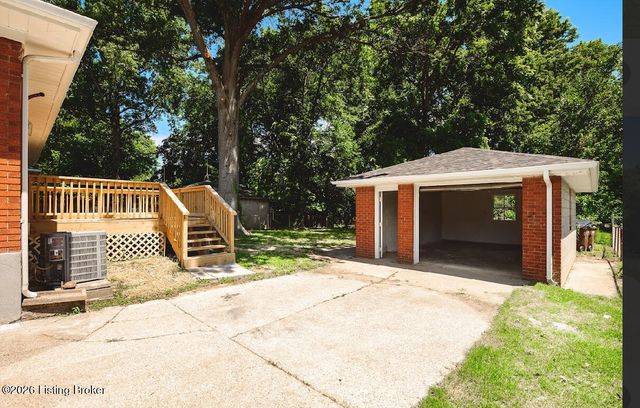 3215 Rosewedge Way, Louisville, KY 40216