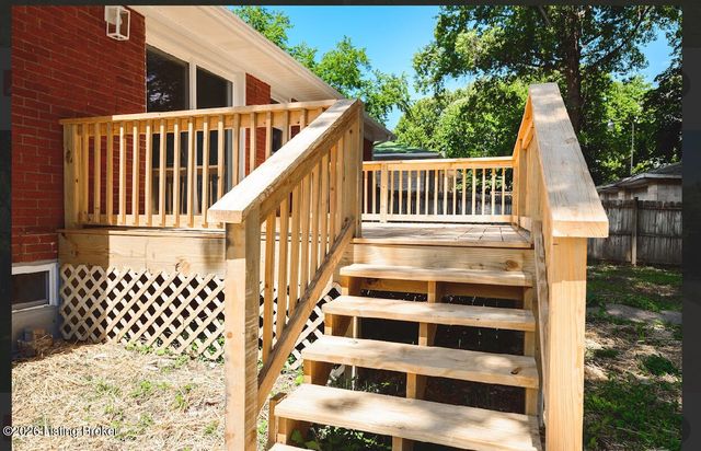 3215 Rosewedge Way, Louisville, KY 40216