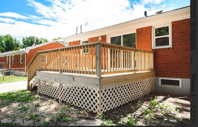 3215 Rosewedge Way, Louisville, KY 40216
