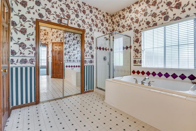 1119 Shallow Bend Drive, Desoto, TX 75115