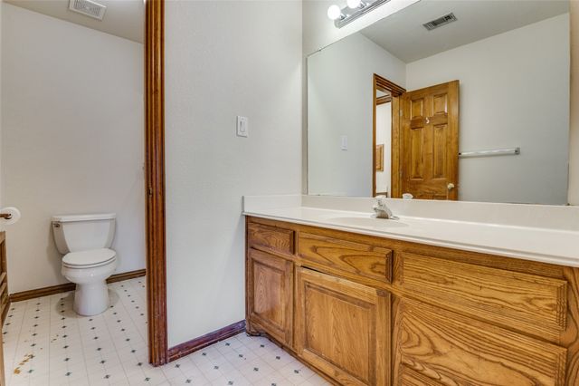 1119 Shallow Bend Drive, Desoto, TX 75115