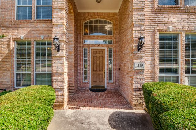 1119 Shallow Bend Drive, Desoto, TX 75115