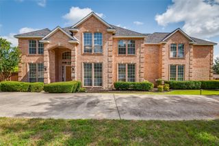 1119 Shallow Bend Drive, Desoto, TX 75115