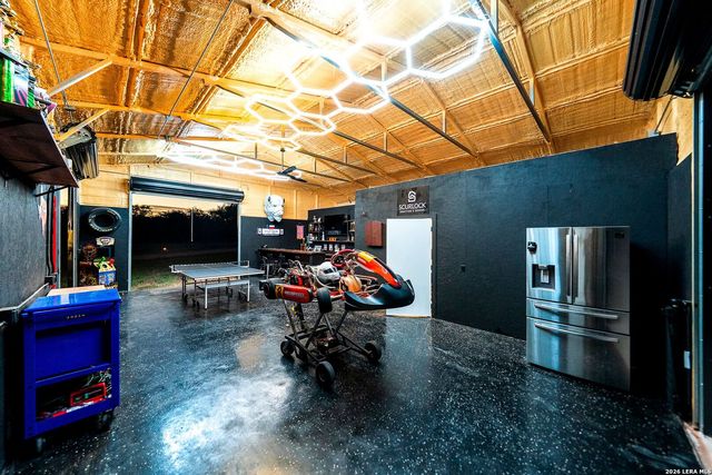 109 Owen Ridge Dr, La Vernia, TX 78121