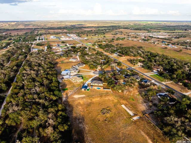 109 Owen Ridge Dr, La Vernia, TX 78121