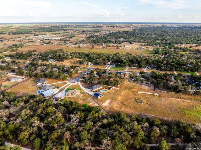 109 Owen Ridge Dr, La Vernia, TX 78121