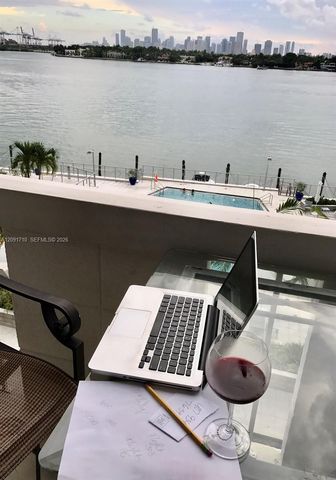 800 West Avenue 525, Miami Beach, FL 33139