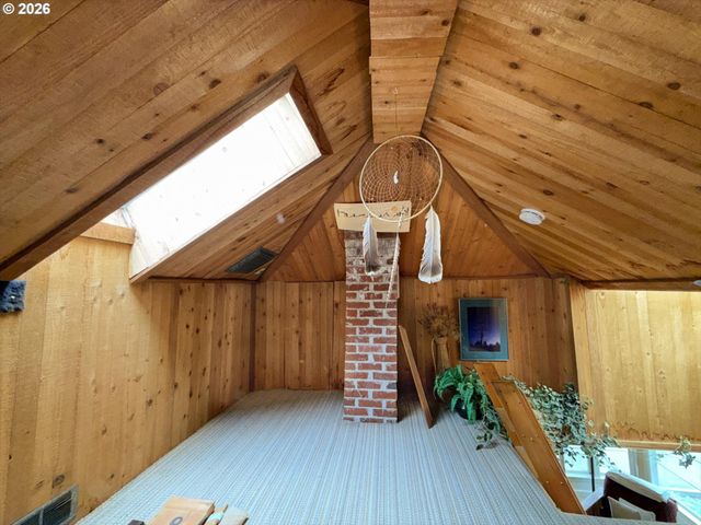 9554 Se TENINO Ct, Portland, OR 97266