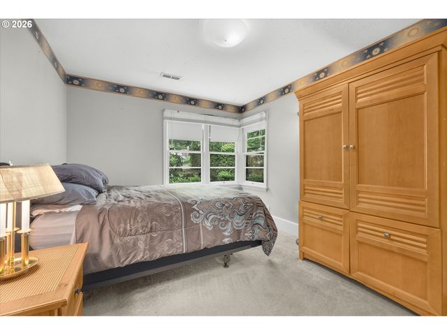9554 Se TENINO Ct, Portland, OR 97266