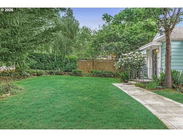 9554 Se TENINO Ct, Portland, OR 97266