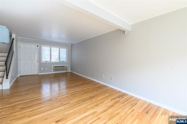 1-15 Coles Avenue 3B, Hackensack, NJ 07601