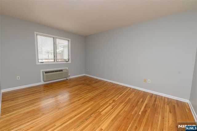 1-15 Coles Avenue 3B, Hackensack, NJ 07601