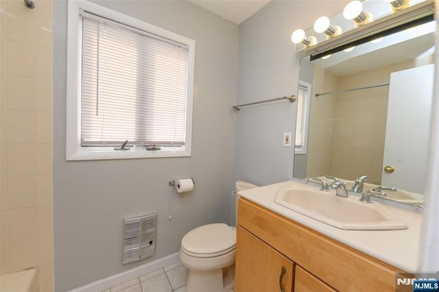 1-15 Coles Avenue 3B, Hackensack, NJ 07601