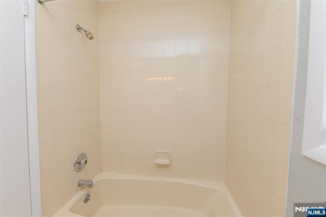 1-15 Coles Avenue 3B, Hackensack, NJ 07601