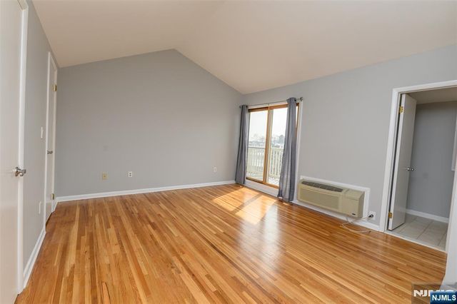 1-15 Coles Avenue 3B, Hackensack, NJ 07601