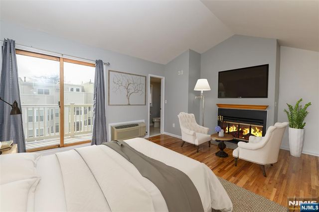 1-15 Coles Avenue 3B, Hackensack, NJ 07601