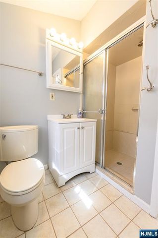 1-15 Coles Avenue 3B, Hackensack, NJ 07601