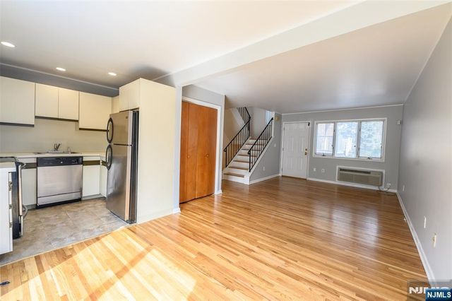 1-15 Coles Avenue 3B, Hackensack, NJ 07601