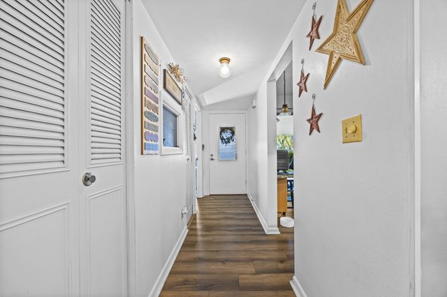 860 SE 6th Avenue 409, Deerfield Beach, FL 33441