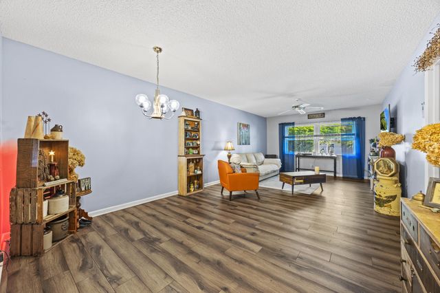 860 SE 6th Avenue 409, Deerfield Beach, FL 33441