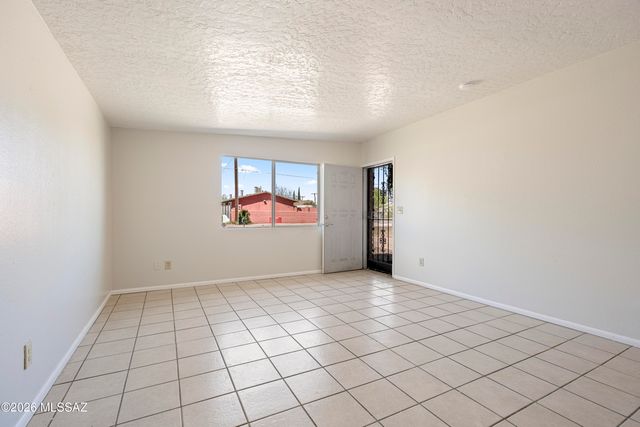 964 N Catalina Avenue, Tucson, AZ 85711