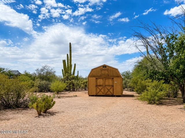 6685 N Spring Wagon Drive, Tucson, AZ 85743