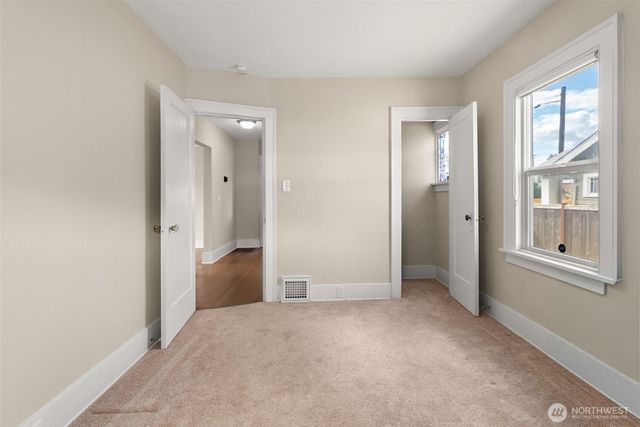 1921 Martin Luther King Jr Wy, Tacoma, WA 98405