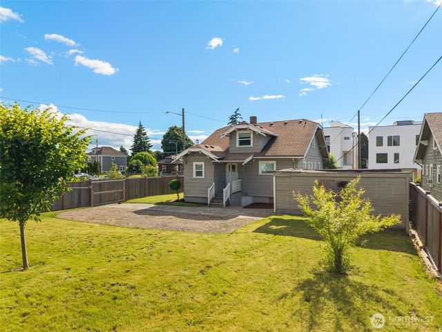 1921 Martin Luther King Jr Wy, Tacoma, WA 98405