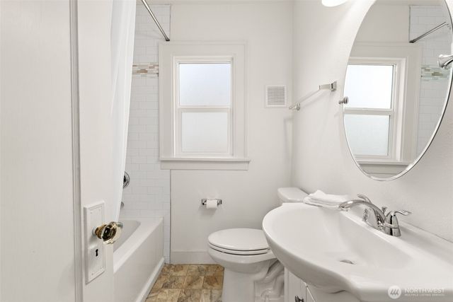 1921 Martin Luther King Jr Wy, Tacoma, WA 98405