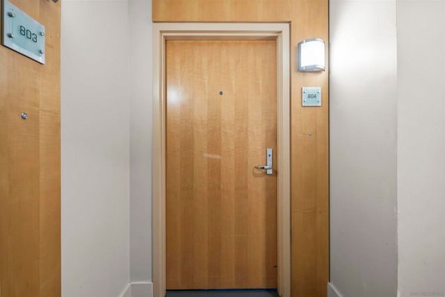 575 6th Ave 804, San Diego, CA 92101