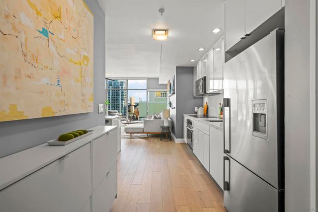 575 6th Ave 804, San Diego, CA 92101