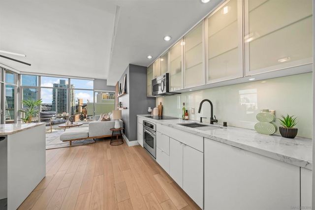 575 6th Ave 804, San Diego, CA 92101