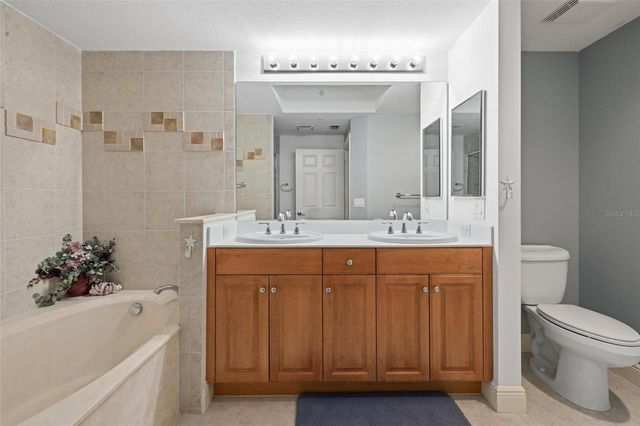 800 N TAMIAMI TRAIL 103, Sarasota, FL 34236