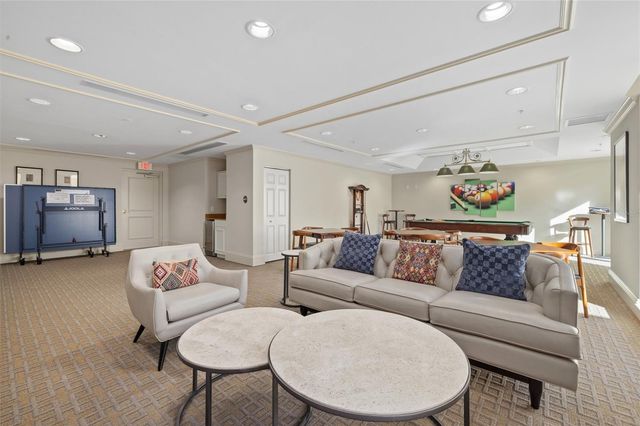 800 N TAMIAMI TRAIL 103, Sarasota, FL 34236