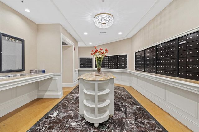 800 N TAMIAMI TRAIL 103, Sarasota, FL 34236