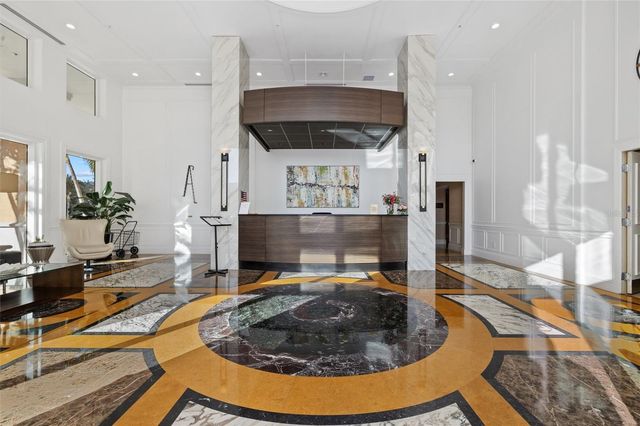 800 N TAMIAMI TRAIL 103, Sarasota, FL 34236