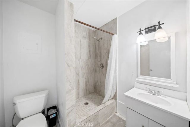 5916 Rosemead Blvd, Temple City, CA 91780