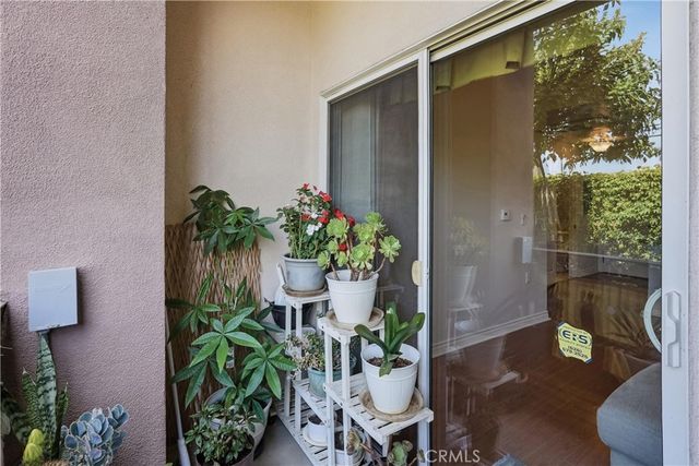 17888 Alburtis Avenue A105, Artesia, CA 90701