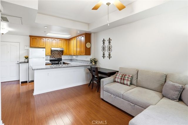 17888 Alburtis Avenue A105, Artesia, CA 90701