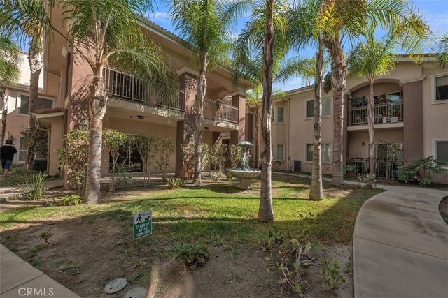 17888 Alburtis Avenue A105, Artesia, CA 90701