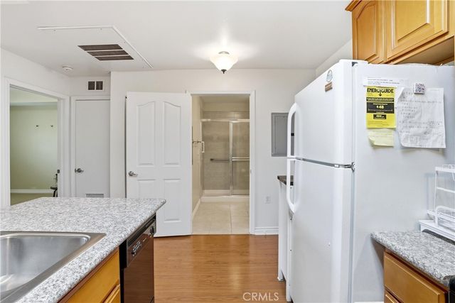 17888 Alburtis Avenue A105, Artesia, CA 90701