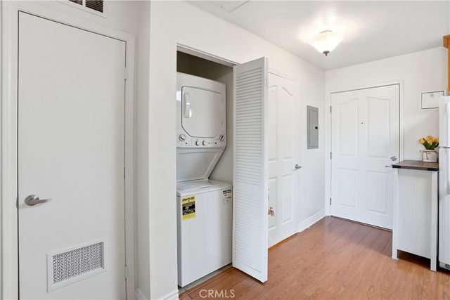 17888 Alburtis Avenue A105, Artesia, CA 90701