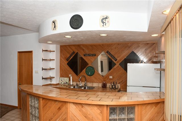 4050 Adelaide Hls, Connellsville, PA 15425