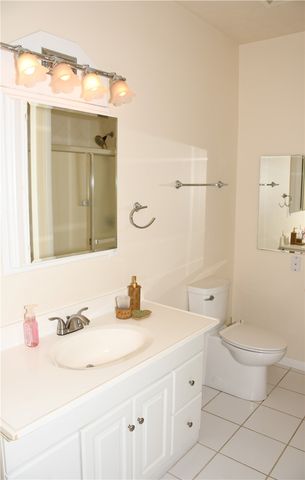 4050 Adelaide Hls, Connellsville, PA 15425
