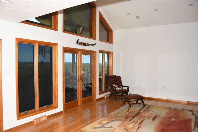 4050 Adelaide Hls, Connellsville, PA 15425
