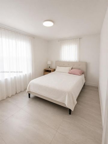 800 NE 2nd Court, Hallandale Beach, FL 33009