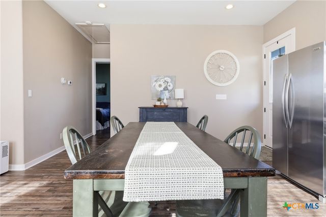 455 Buentello Rd, Victoria, TX 77905