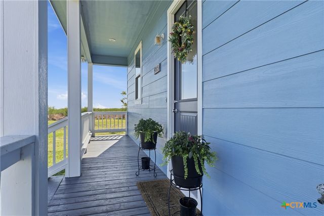 455 Buentello Rd, Victoria, TX 77905