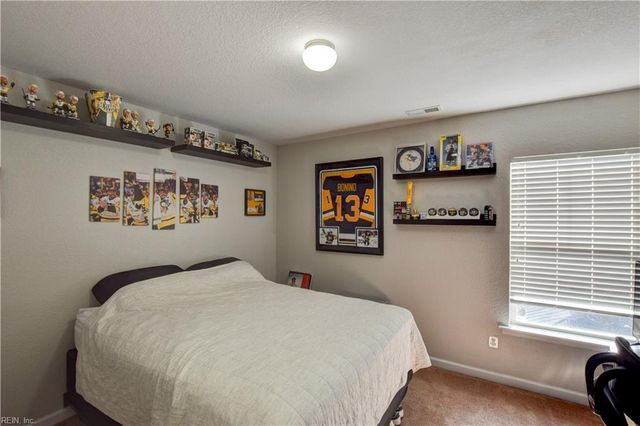 5268 Jones LN, Chesapeake, VA 23320