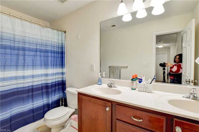 5268 Jones LN, Chesapeake, VA 23320